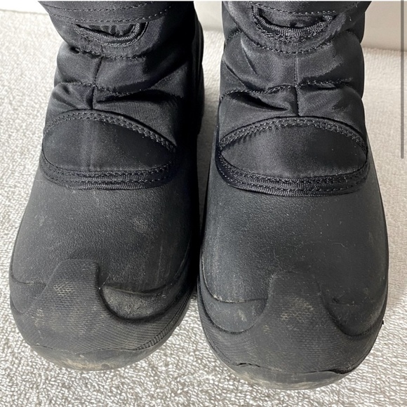 Ice Fields Black Insulated Short Winter Boots With Faux Fur Trim Ankle Boots 7 - Picture 3 of 14